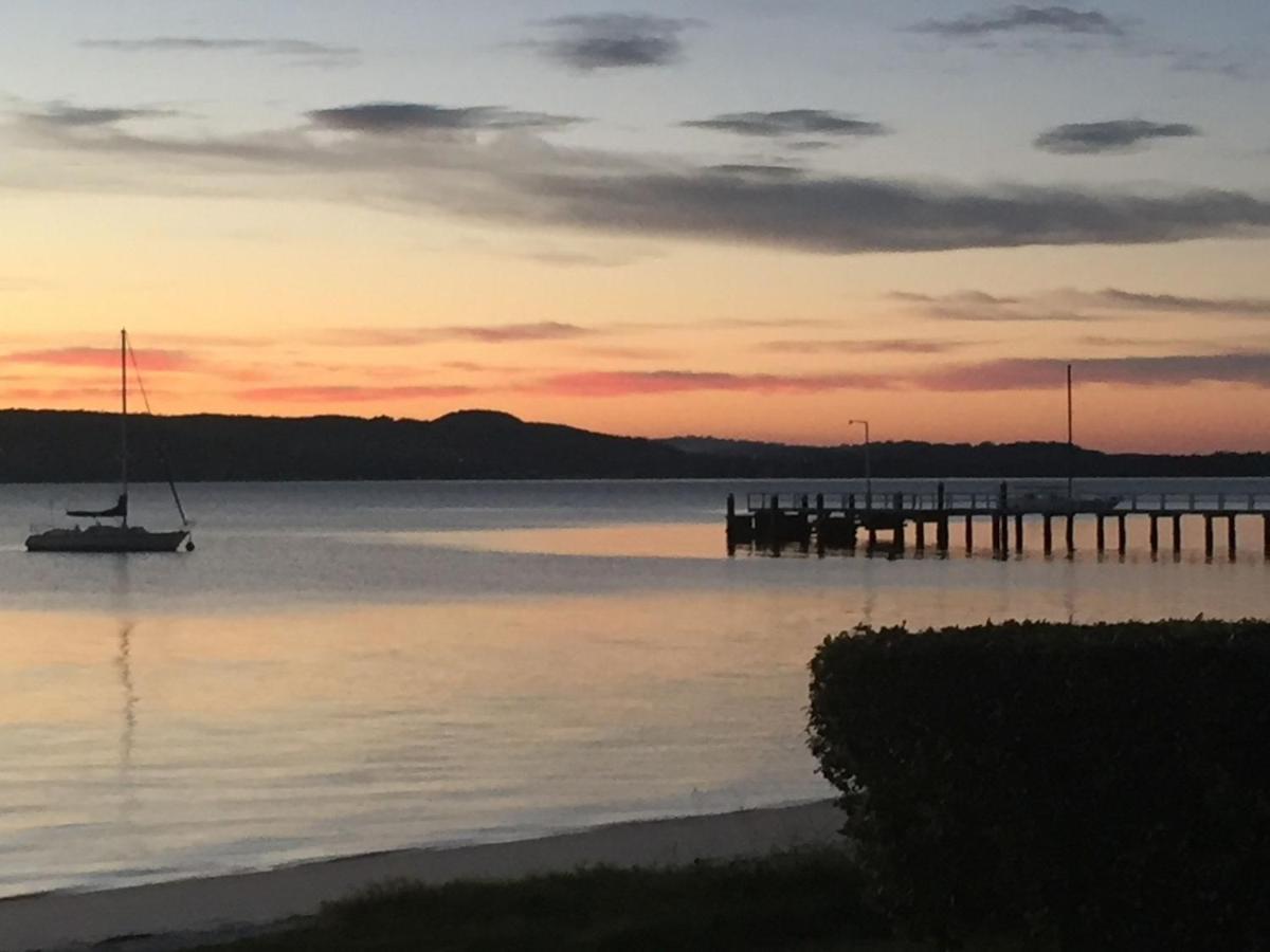 The Clippers 1 Fabulous Waterfront Unit Appartement Salamander Bay Buitenkant foto