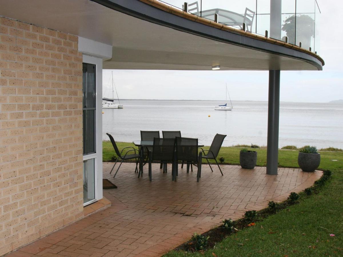 The Clippers 1 Fabulous Waterfront Unit Appartement Salamander Bay Buitenkant foto