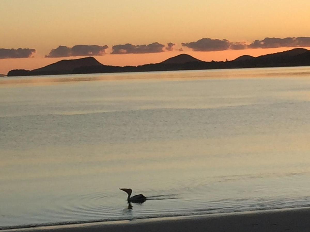The Clippers 1 Fabulous Waterfront Unit Appartement Salamander Bay Buitenkant foto