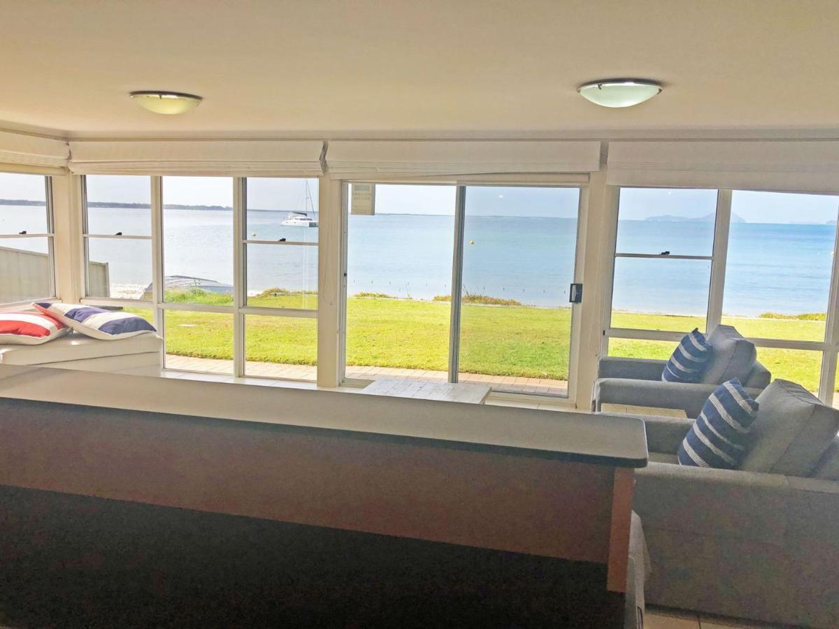 The Clippers 1 Fabulous Waterfront Unit Appartement Salamander Bay Buitenkant foto